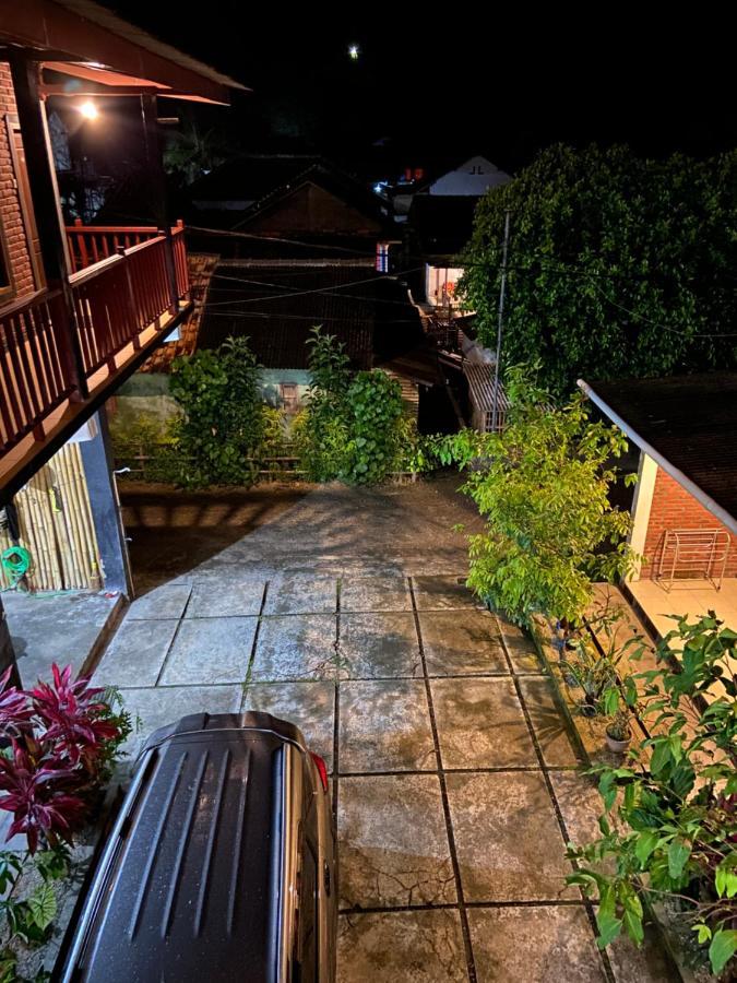 Watukarung Sackstone Guesthouse Kalak Екстер'єр фото